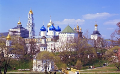 Троице-Сергиева лавра — монастырь, основанный Сергием Радонежским: история создания, достопримечательности и другие факты