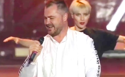 Избранник Бабкиной прошел обряд крещения без крестных