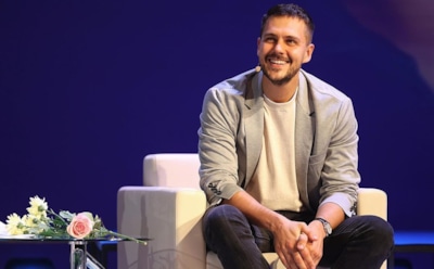 6 интересных фактов о звезде сериала «Магомаев» Милоше Биковиче