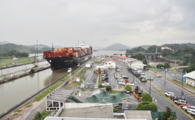 Соединяя океаны — Панамский канал: факты, история, значение