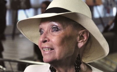 Сын Светличной раскрыл подробности ее госпитализации