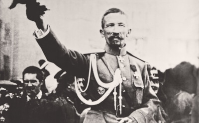 Лавр Корнилов — жизнь и судьба «русского Бонапарта»