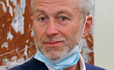 Романа Абрамовича заметили с юной пассией в Геленджике