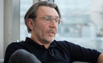 «Живу в любви»: Сергей Шнуров впервые высказался о младших детях