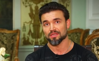 Победитель «Голоса» Захаров заявил, что судится с мошенниками за 17 млн рублей