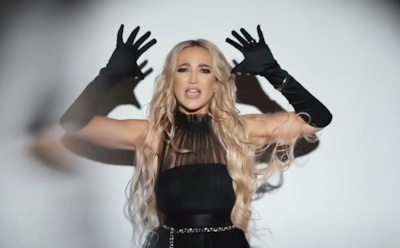 Директор Ольги Бузовой рассказал, как прогорел с долларами