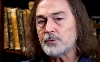 Сафронов оценил «уровень похабщины» в памятнике Шатунову