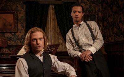 «Интервью с вампиром» 28 лет спустя: сравниваем актеров фильма и нового сериала