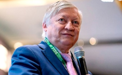 Шахматист Анатолий Карпов вышел из комы