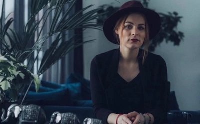 Роман с магом и трое детей: о личной жизни участницы «Битвы экстрасенсов» Мэрилин Керро