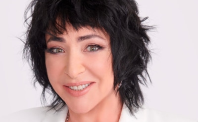 Лолита на концерте отговорила поклонницу от развода