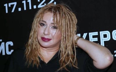 Алена Апина вышла в свет с новым возлюбленным