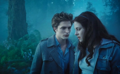 Хронология книг и фильмов вампирской саги «Сумерки»: в каком порядке идут события