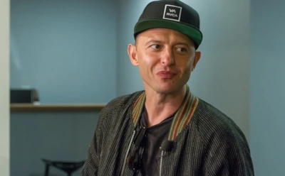 История любви кумира 2000-х Ромы Зверя и его жены Марины