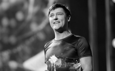 Вдове Шатунова запретили слушать его песни