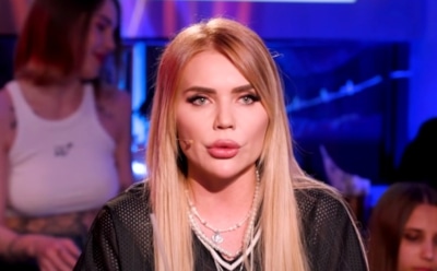 Карину Кросс увезли в больницу со сцены Comedy Club