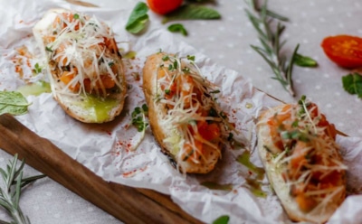 5 закусок от бренд-шефа, которые придадут новогоднему меню элегантность