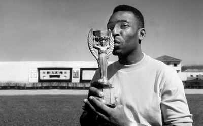 Умер легендарный футболист Пеле