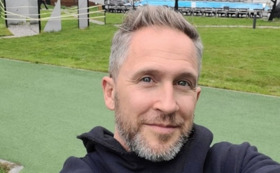 Самолет с Оскаром Кучерой совершил экстренную посадку