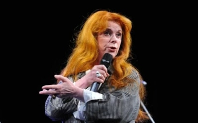 Дочь Клары Новиковой ответила на слух о молодом любовнике матери