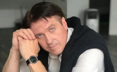 Денис Матросов официально развелся с женой