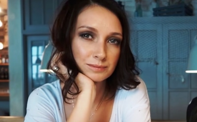 Актриса Анастасия Цветаева обвинила отчима в насилии