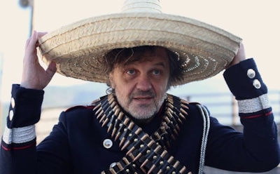 Режиссера Эмира Кустурицу госпитализировали после падения