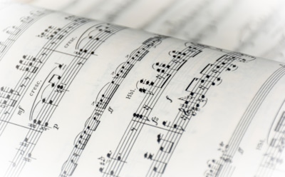 Утерянные ноты и исполнение Быкова: история песни «Смуглянка»