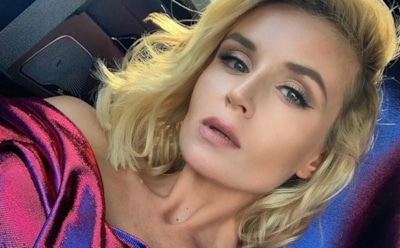 Полина Гагарина впервые показала публике дочь