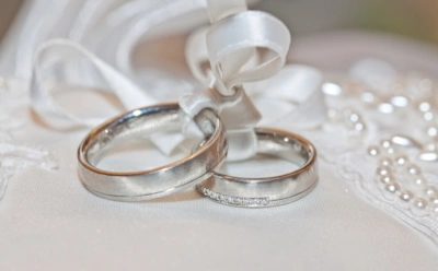 Горько! Звездные браки, порадовавшие поклонников в 2023 году