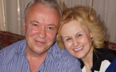 Дарья Донцова оправдалась за отсутствие слез на похоронах мужа