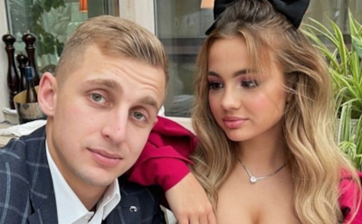 Саша Стоун подтвердил расставание с Валей Карнавал