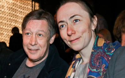 История любви актера Михаила Ефремова и Софьи Кругликовой