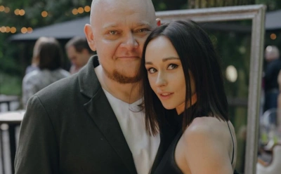 Эффектное предложение и скромная свадьба: о личной жизни Михаила Стогниенко