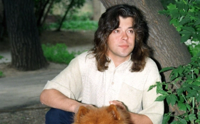 Брак длиной 9 дней и не только: жены Жени Белоусова