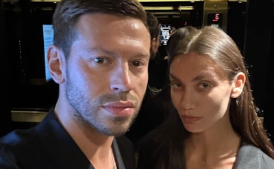 Федор Смолов подарил жене дорогой автомобиль