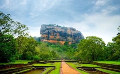 Шри-Ланка начала выдавать россиянам бесплатные визы