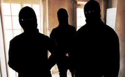 В дом Киану Ривза вломились грабители в масках