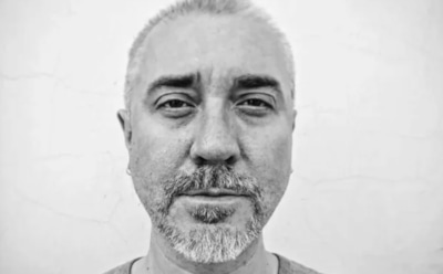 Умер актер сериала «СашаТаня» Егор Найдович