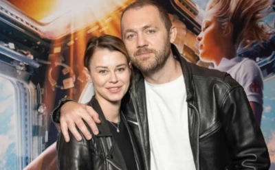 История любви Дениса Шведова и его жены Александры Розовской