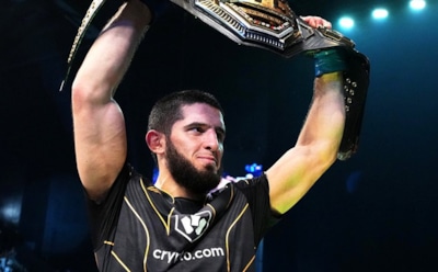 Махачев стал лучшим бойцом 2023 года по версии ESPN