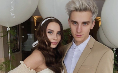 История любви Влада Бумаги и Юлии Годуновой