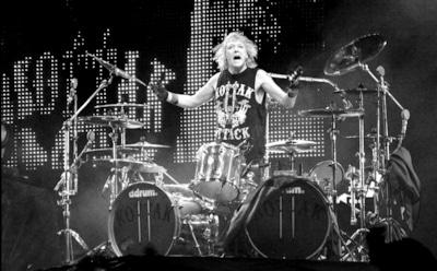 Скончался бывший барабанщик Scorpions Джеймс Коттак