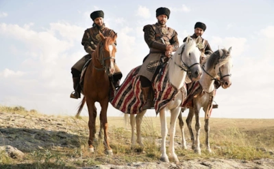 Познакомимся поближе: есть ли вторые половинки у звезд сериала «Я и есть Джелаладдин»