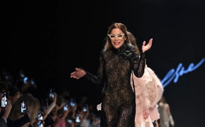 Орнелла Мути с дочерью приняли участие в Московской неделе моды