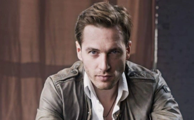 Мог бы стать мужем Бузовой: интересные факты об актере Олеге Назарове