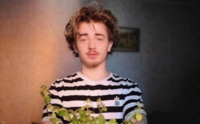 Победитель «Голоса» Рутгер Гарехт спас мать во время теракта в «Крокусе»