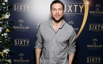 Две истории любви Артура Цветкова: как складывалась личная жизнь телеведущего