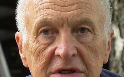 Кончаловский требует извинений от завершившего карьеру Смирнова