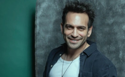 Возлюбленные Бугры Гюльсоя: о личной жизни турецкого актера